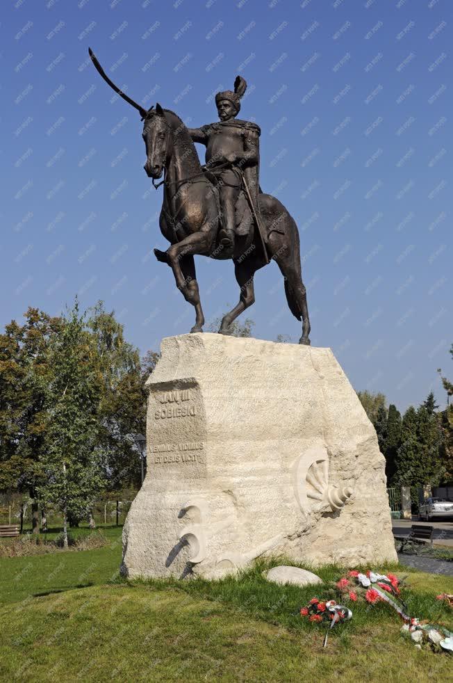 Városkép - Stúrovo - Jan III Sobieski szobor