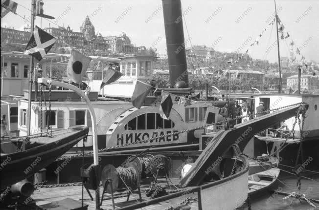 Ünnep - A Magyar-szovjet hajózási RT megalakulási ünnepség
