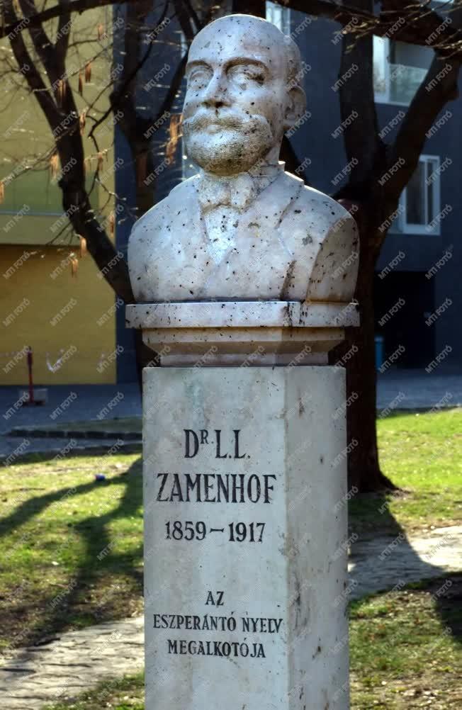 Budapest - Köztéri szobor - Zamenhof