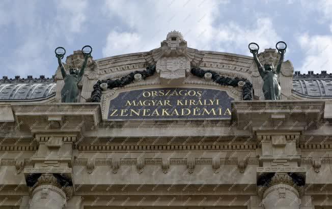 Épület - Budapest - A Liszt Ferenc Zeneművészeti Egyetem 