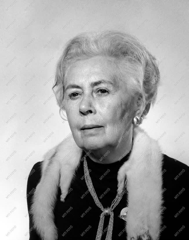 1973-as Állami-díjasok - Dr. Schönfeld Rózsi
