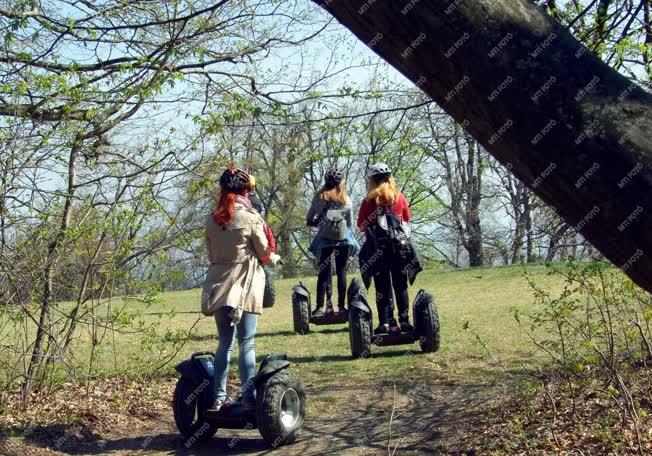 Turizmus - Budapest - Segway a Normafánál