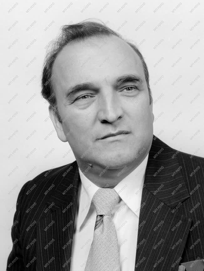 1980-as Állami Díjasok - Köveskuti Lajos