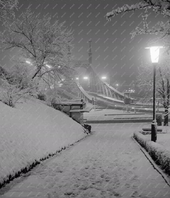 Időjárás - Tél - Budapest első havas éjszakája 