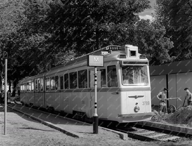 Kiállítás - Nyitás előtt a Budapesti Ipari Vásár