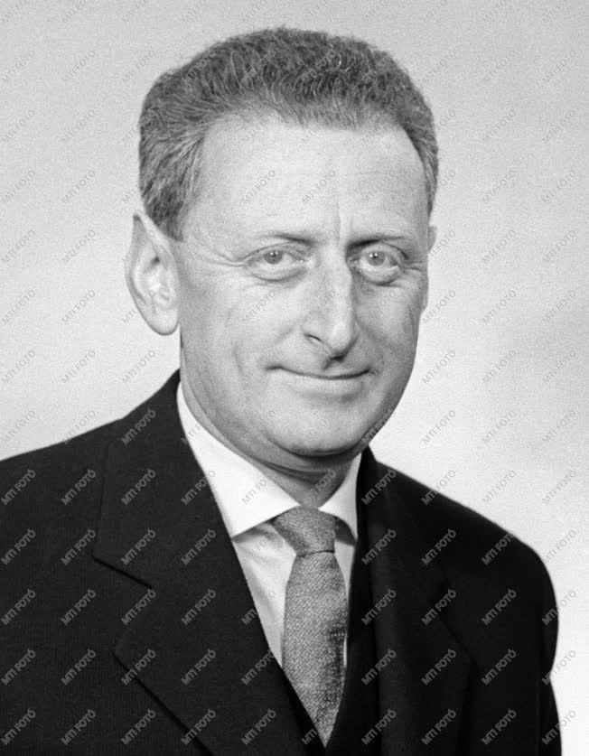 1963-as Kossuth-díjasok - Dr. Wix György