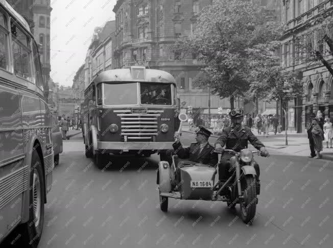 Közlekedés - Rendőrség - Motoros járőrszolgálat