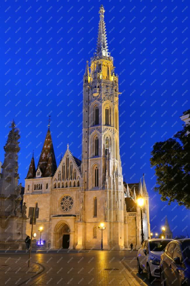 Városkép - Budapest - Budavári Nagyboldogasszony-templom