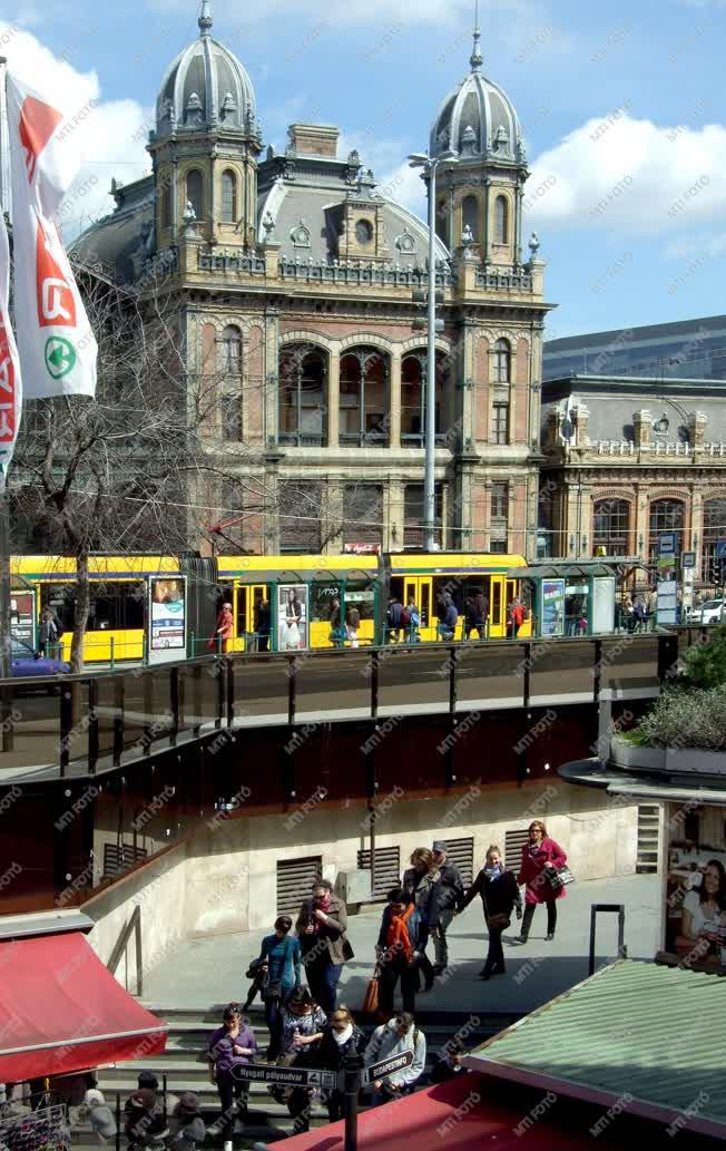 Városkép - Budapest -  A Nyugati pályaudvar környéke