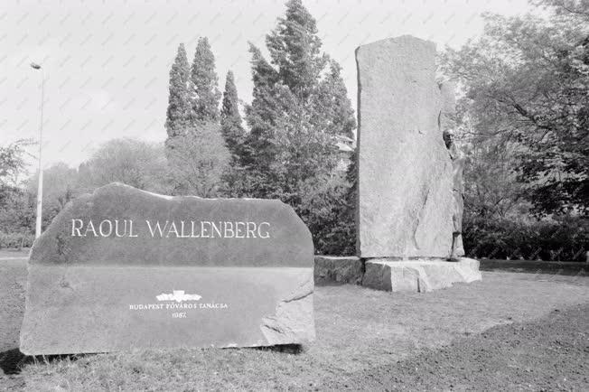 Képzőművészet - Raoul Wallenberg emlékműve