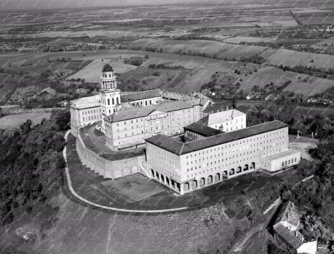 Városkép - Pannonhalma