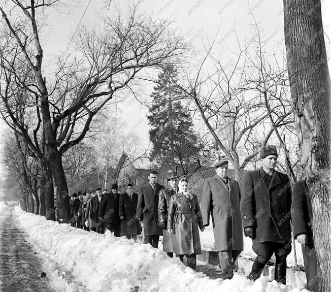 Belpolitika - Képviselő és tanácstagválasztás 1963.