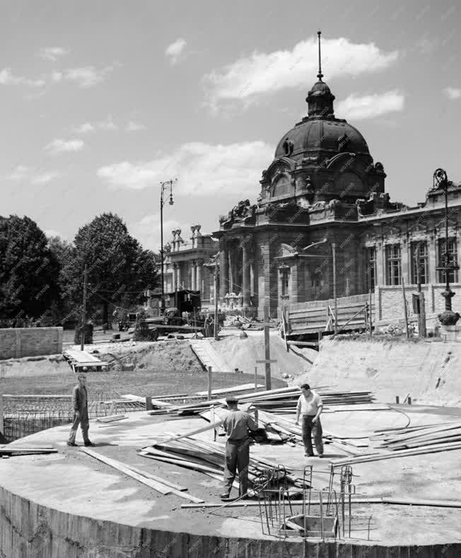 Beruházás - A Széchenyi Fürdő hőforrásainak hasznosítása