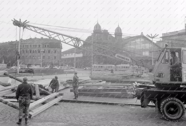 Városkép - Megkezdődtek a Marx tér átalakítási munkálatai