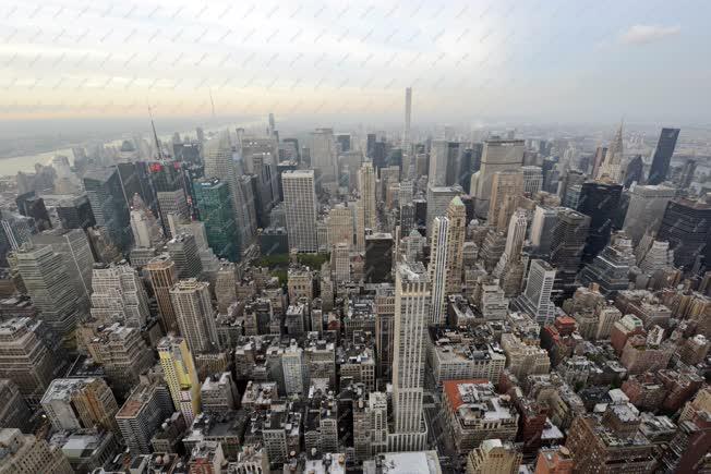 Városkép - New York - Kilátás az Empire State Buildingről