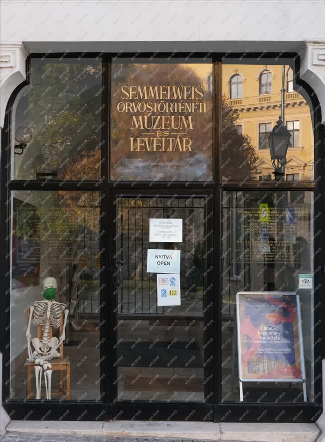 Kultúra - MNM Semmelweis Orvostörténeti Múzeum, Könyvtár és Adattár