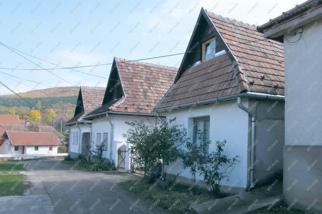 Hejce - Falusi lakóházak
