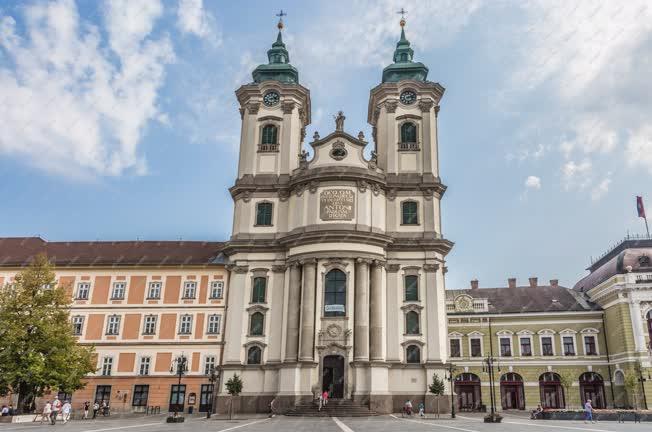 Városkép - Eger - Minorita templom