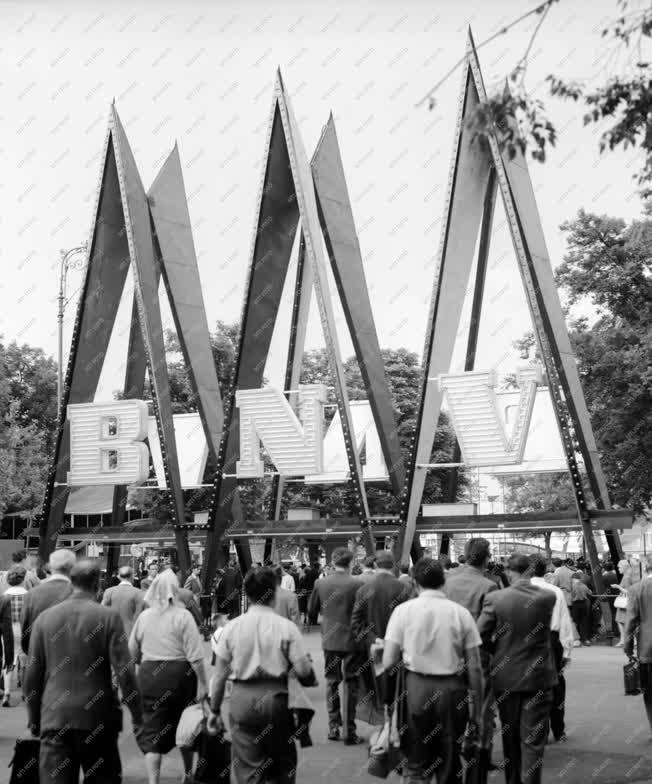 Kiállítás - Budapesti Nemzetközi Vásár