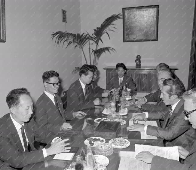 Külkapcsolat - Magyar - koreai gazdasági bizottság ülése