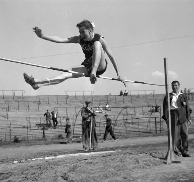 Sport - Szakszervezeti sportünnepségek