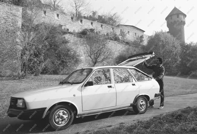 Autóipar - Dacia 1320-as