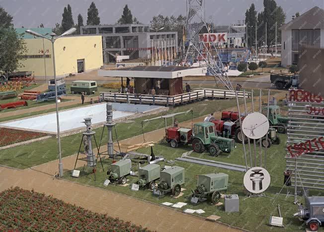 Mezőgazdaság - Kiállítás - 66. Országos Mezőgazdasági  Kiállítás- és Vásár