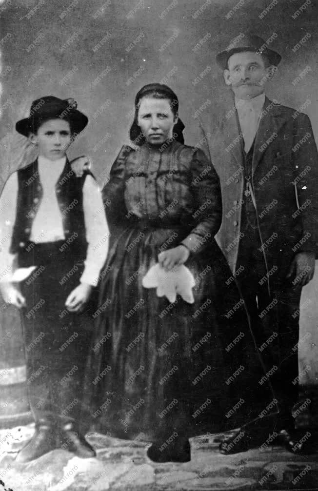 Kötcse - Régi családi fotó