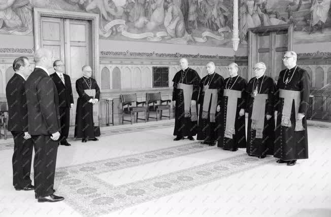 Egyház - Katolikus főpapok eskütétele