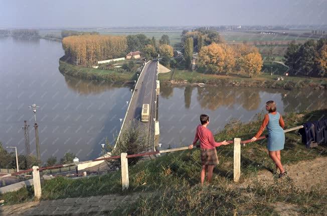 Tájkép - Rakamaz - Tisza és a Bodrog folyók találkozása