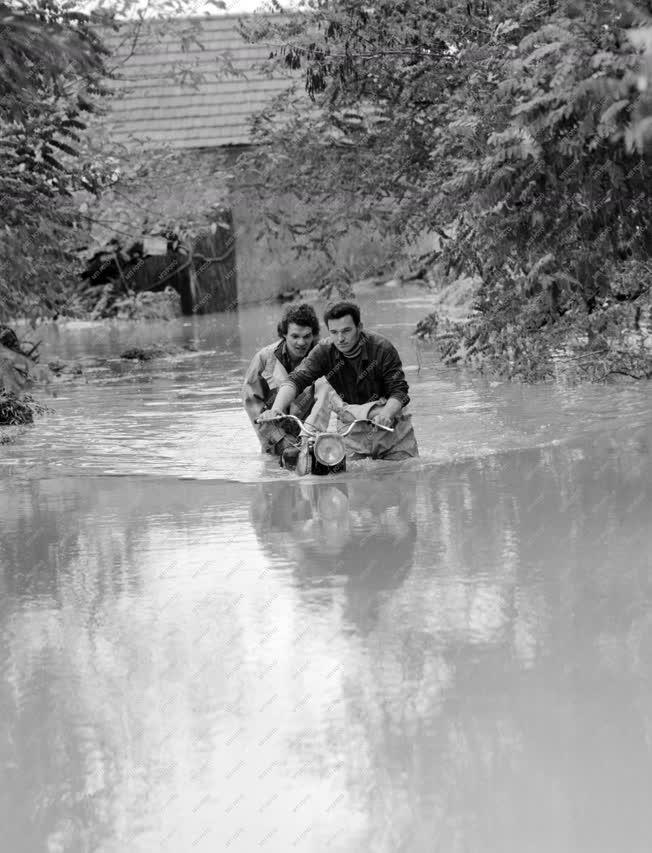 Baleset-katasztrófa - Borsodi árvíz