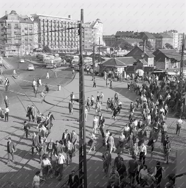 Városkép - Budapesti képek - Boráros tér