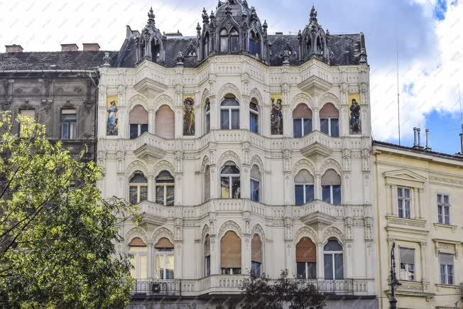 Épületfotó - Budapest - Bérház a Károly körúton 