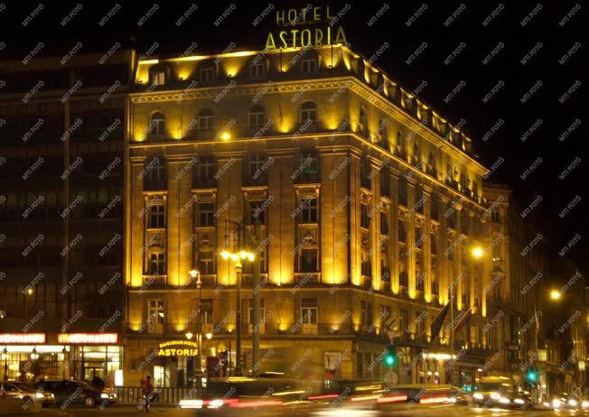 Városkép - Budapest - Hotel Astoria
