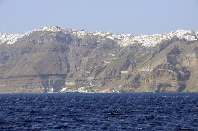 Tájkép - Szantorini - Thira látképe