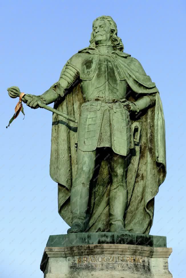 Köztéri szobor - Budapest - Rákóczi Ferenc szobra a Hősök terén