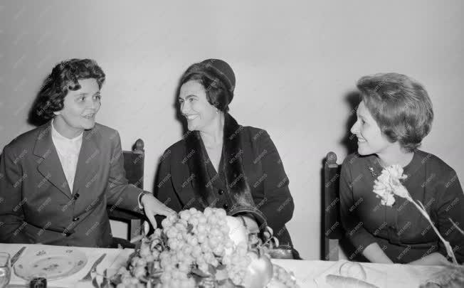 Külkapcsolat - Tito jugoszláv elnök és felesége Budapesten 