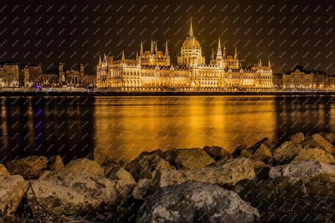 Városkép - Budapest - Parlament 