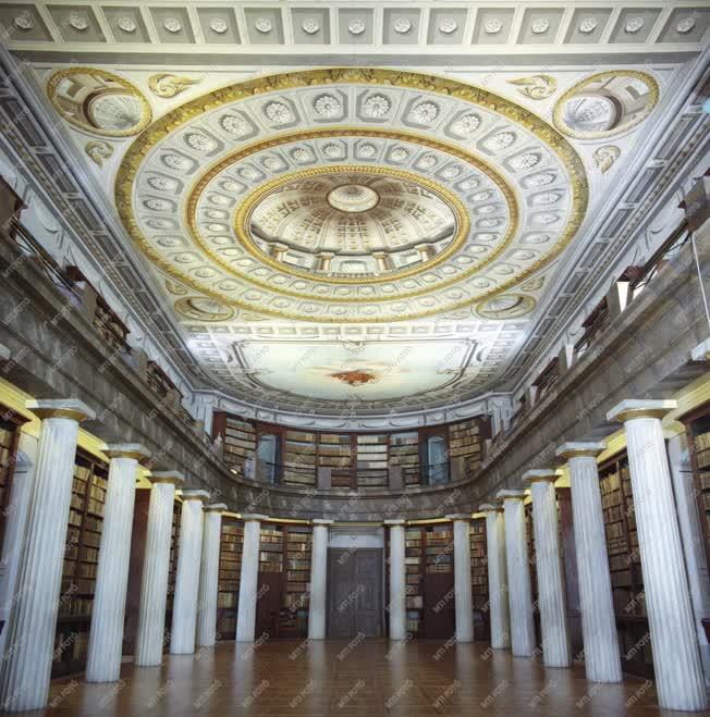 Kultúra - A Sárospataki Kollégium Nagykönyvtára