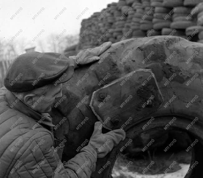 A szerző válogatása - 10 ezer tonna használt autógumi