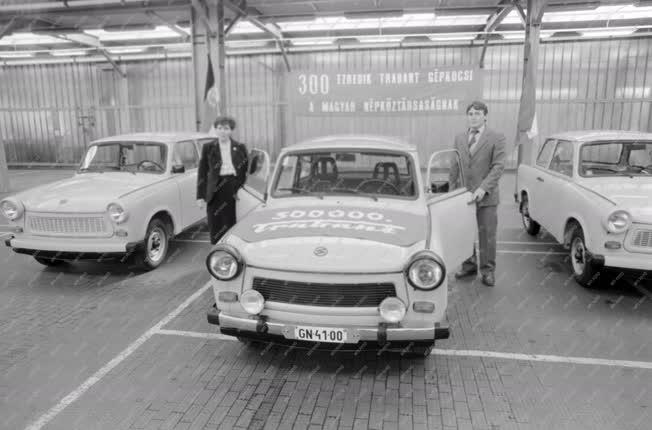 Kereskedelem - A 300 ezredik Trabant 