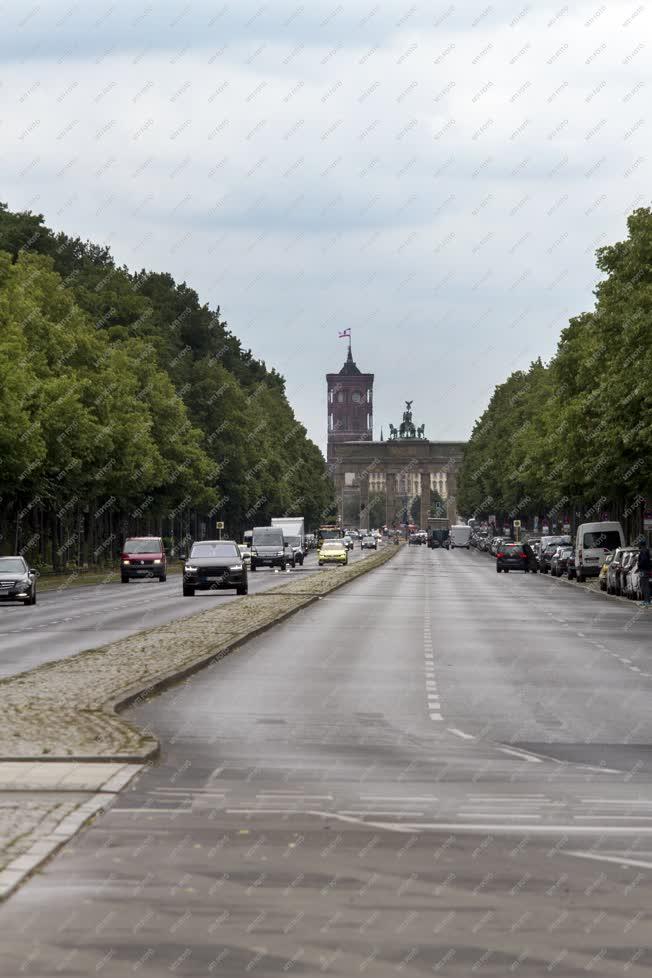 Utcakép - Berlin - A Brandenburgi kapu 