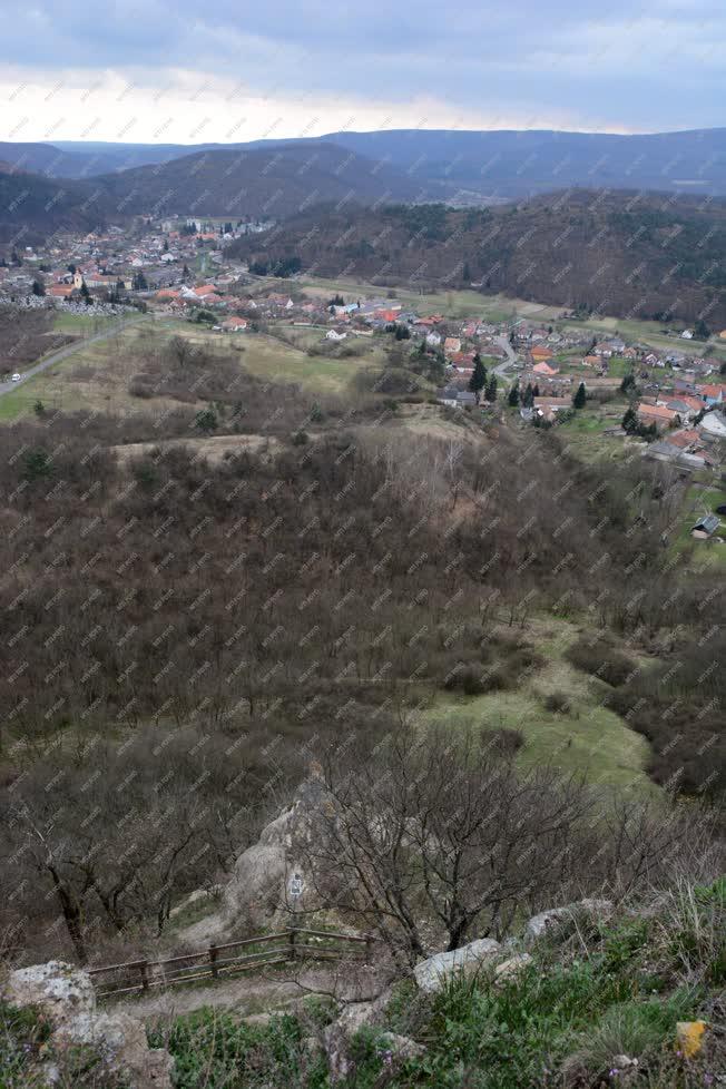 Tájkép - Sirok - Sirok látképe