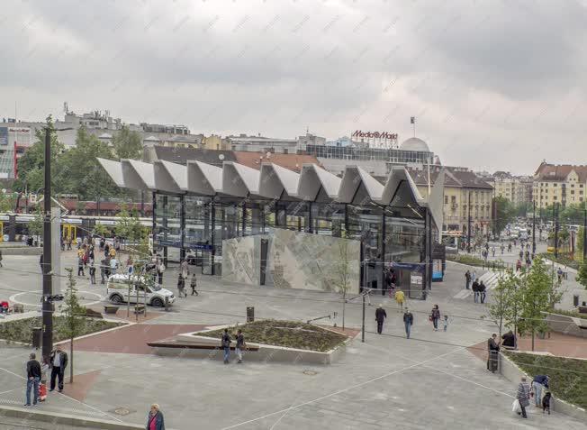 Városkép - Budapest - A felújított Széll Kálmán tér