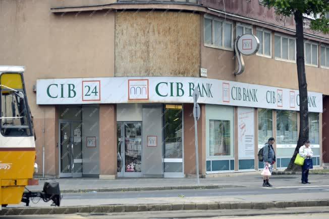 Pénzintézet - Budapest - CIB bankfiók Kőbányán