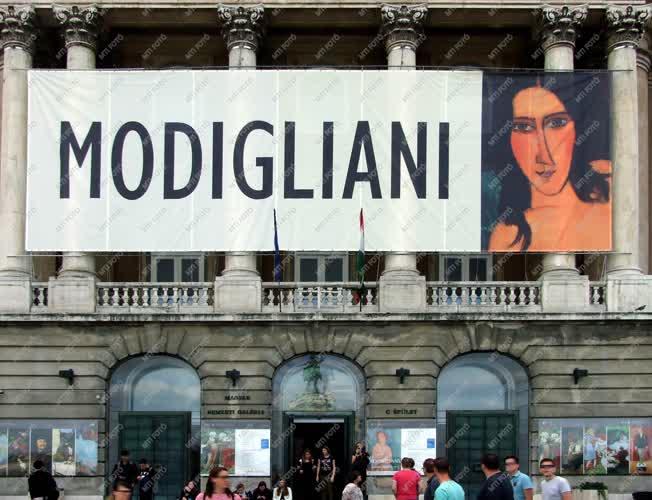 Képzőművészet - Budapest - Modigliani-kiállítás 