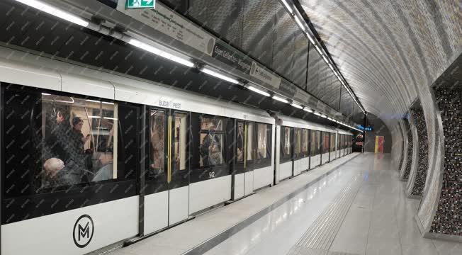 Közlekedés - Budapest - M4-es metró 