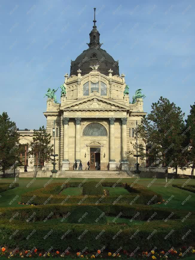 Városkép - Budapest - A Széchenyi fürdő épülete