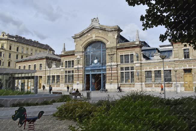 Kereskedelem - Budapest - Rákóczi téri Vásárcsarnok