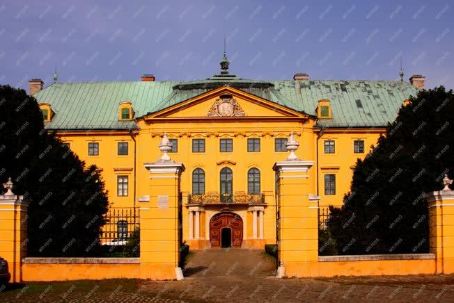 Kalocsa - Érseki palota / kastély